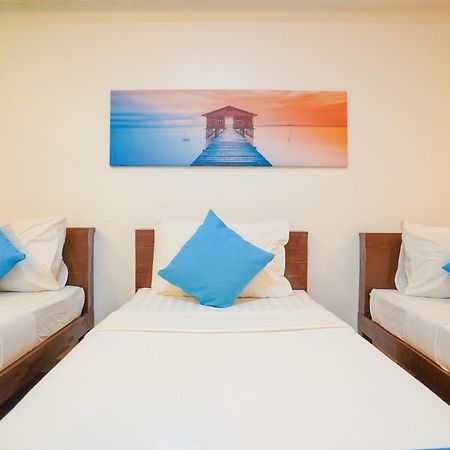 Arzo Hotel Premier 마카티 외부 사진